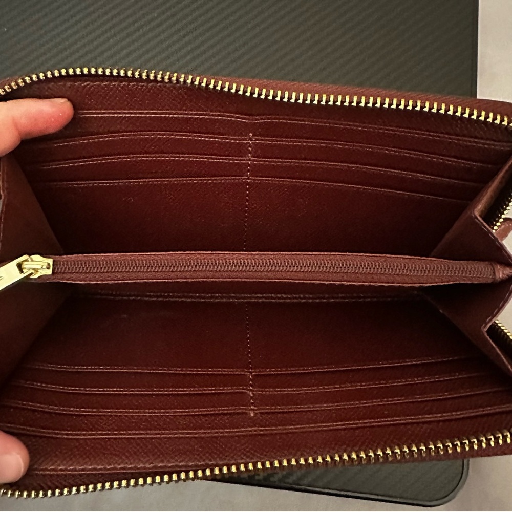 Coach Crossgrain Leather Accordion Zip Around Wallet F54007 Dark Red - Picture 3 of 5